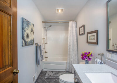 GroveBluff Bathroom and Shower