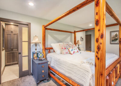 Pratt Lake Bedroom